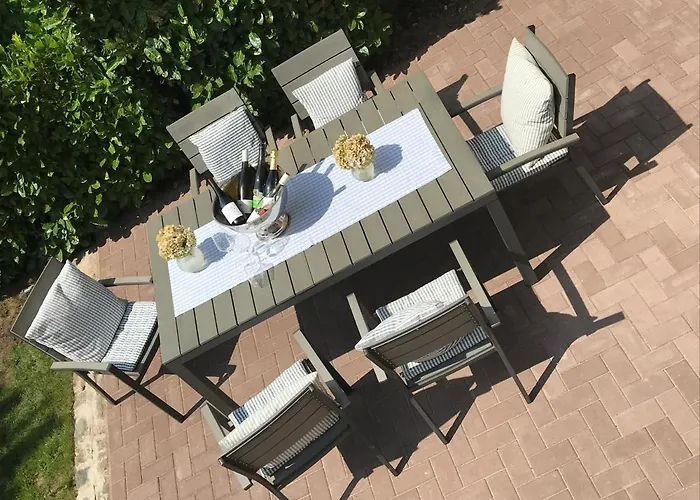 Apartment Fuer Zwei Personen In Romantischem Weindorf
