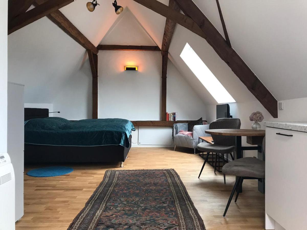 Apartment Fuer Zwei Personen In Romantischem Weindorf *